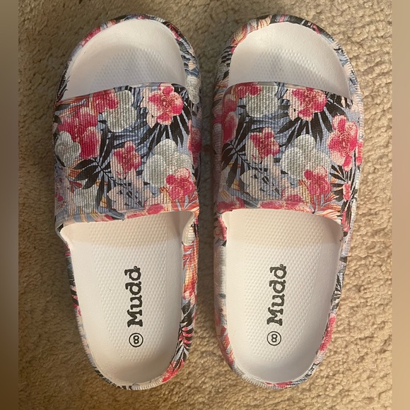 Mudd Shoes - Mudd Sandals Women’s sz 8